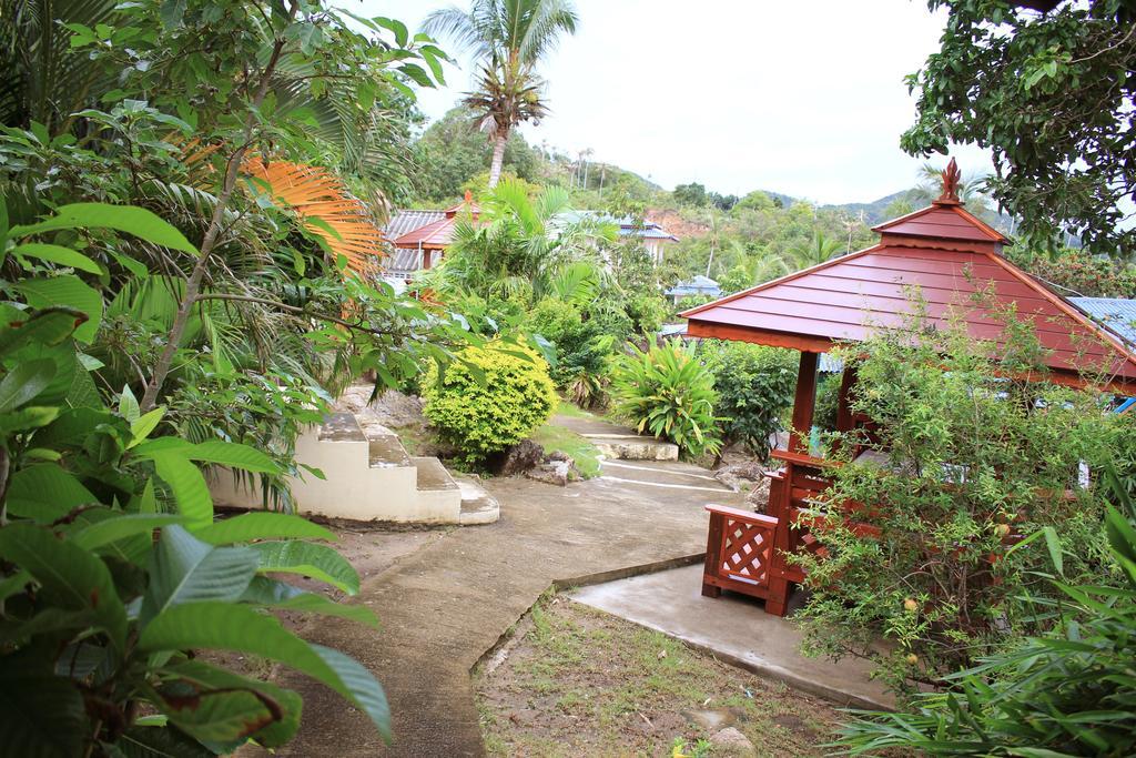 Dragon Hut Resort Haad Yao Exterior photo